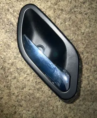 BMW 5 E39 Front door interior handle 7032926