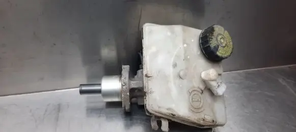 Peugeot 206 CC Master brake cylinder 033508-84271