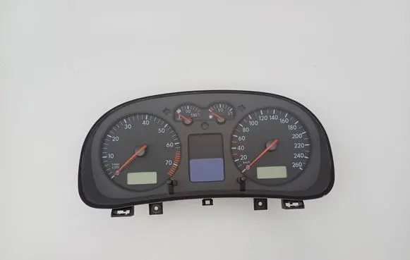 Volkswagen Golf IV Speedometer (instrument cluster) 1J0920826AX