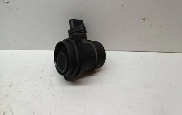 Skoda Fabia Mk1 (6Y) Mass air flow meter 0281002757