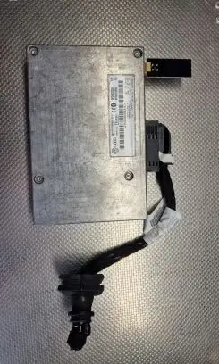 Audi A4 S4 B7 8E 8H Bluetooth control unit module 8P0862335H