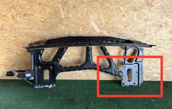BMW Z4 E85 E86 Radiator support slam panel