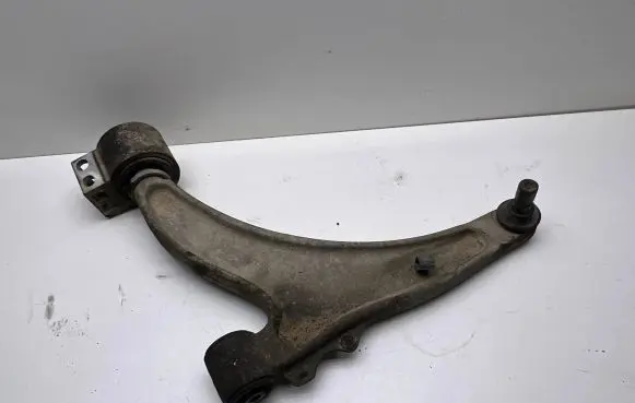 Opel Insignia A Front lower control arm/wishbone