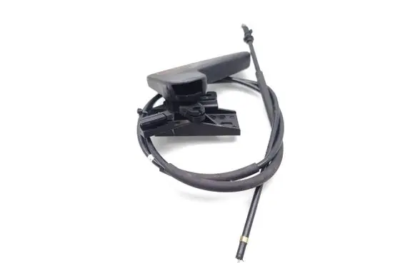 Engine bonnet (hood) release handle