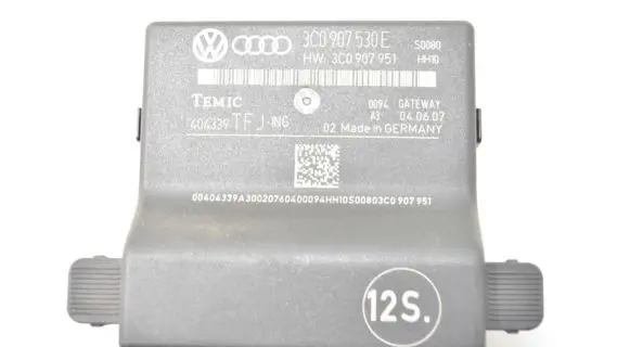 Volkswagen PASSAT B6 Other control units/modules 3C0907530E