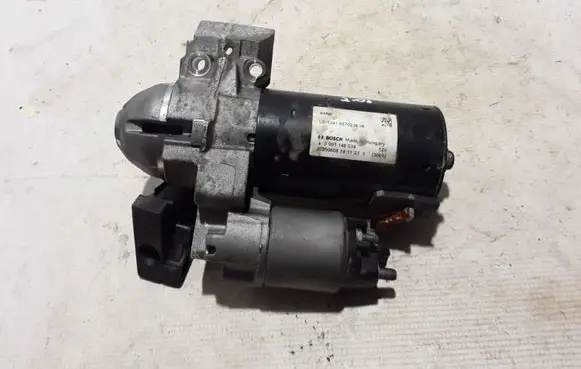 BMW 5 F10 F11 Starter motor 8570238