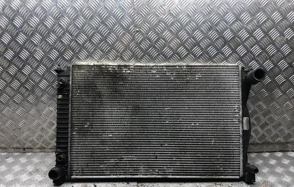 Coolant radiator