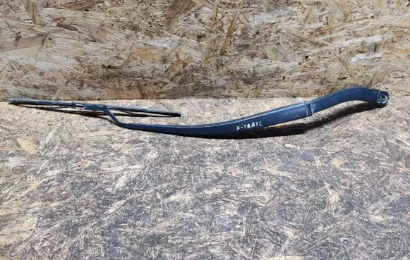 Nissan X-Trail T31 Front wiper blade arm 7828JGLA