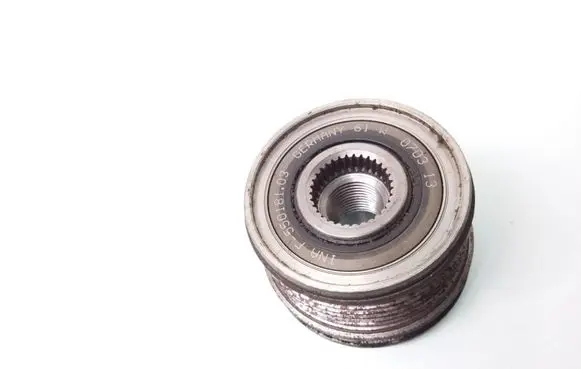 Renault Scenic II - Grand scenic II Alternator pulley F55018103 070313