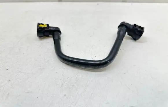Volvo XC60 Breather/breather pipe/hose 8G917890