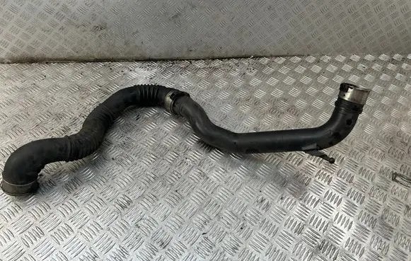 Intercooler hose/pipe