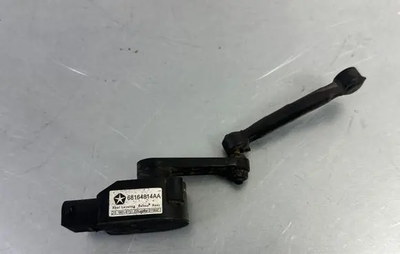 Jeep Grand Cherokee Rear air suspension level height sensor 68164814AA