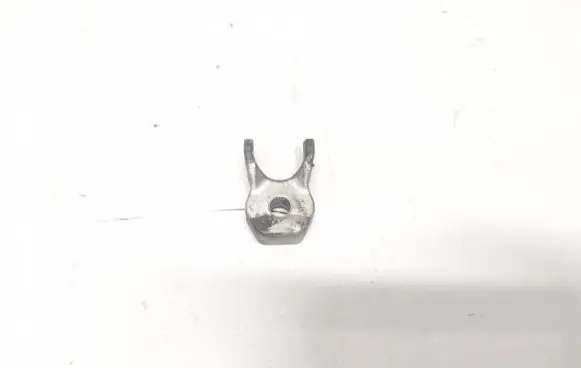 Mazda CX-7 Fuel Injector clamp holder