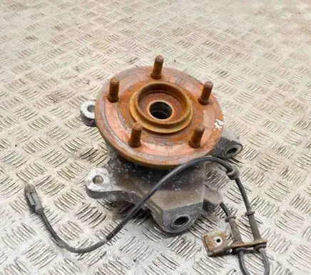 Chrysler Pacifica Front wheel hub 04743147AB