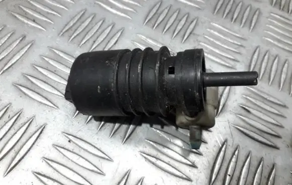 Opel Zafira A Windscreen/windshield washer pump 90625762