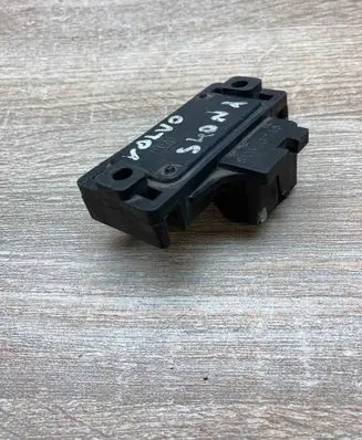 Volvo S70 V70 V70 XC Air pressure sensor 8766248