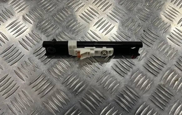 Renault Captur II Seat belt adjustment rail PU14414