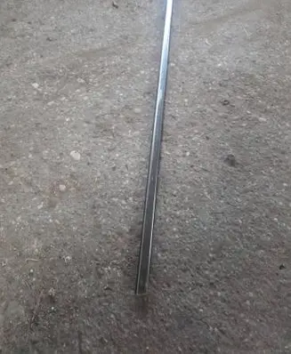 Opel Astra J Front door glass trim molding 13259955