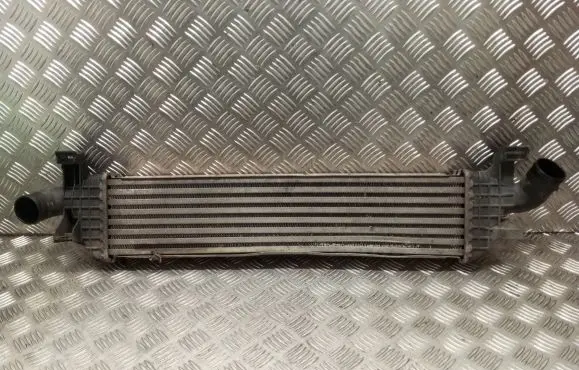 Volvo V50 Intercooler radiator