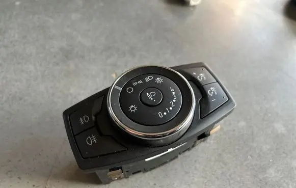 Ford Transit - Tourneo Connect Light switch 10107098 BM5T13A024CE