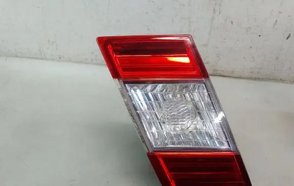 Chevrolet Epica Tailgate rear/tail lights