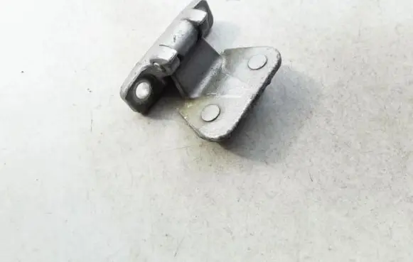 Mercedes-Benz C W203 Tailgate/trunk/boot hinge
