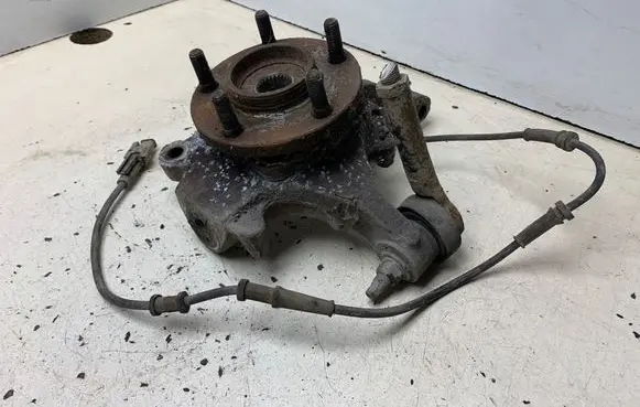 Chrysler Grand Voyager IV Front wheel hub spindle knuckle 04694949AA