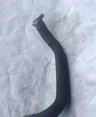 Volkswagen Touareg I Breather hose/pipe 059103221