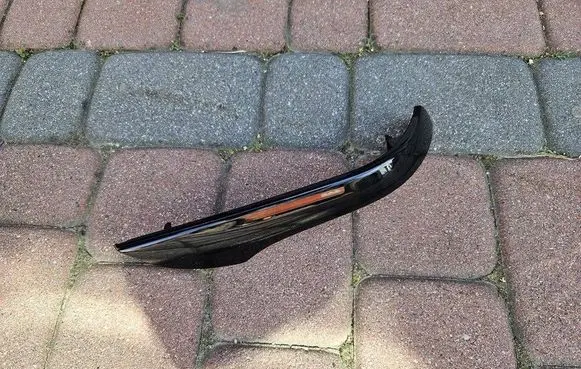 Opel Corsa E Door glass rail 13405208-