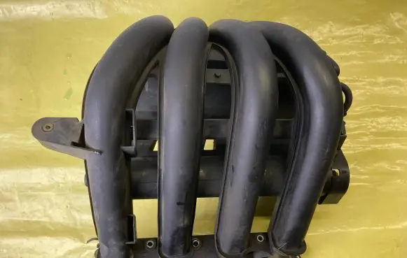 Mercedes-Benz B W245 Intake manifold A2661410201