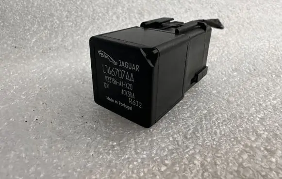 Jaguar XK8 - XKR Other relay LJA6707AA V23136A1X20