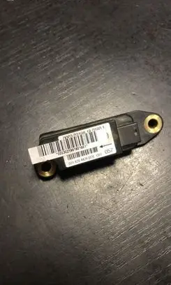 Mercedes-Benz C W203 Airbag deployment crash/impact sensor 0018204426