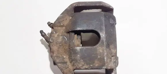 BMW 5 E60 E61 Front brake caliper 6030324