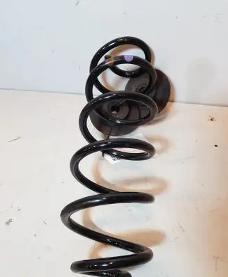 Nissan Qashqai J12 Rear coil spring