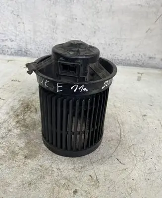 Nissan Juke I F15 Heater fan/blower