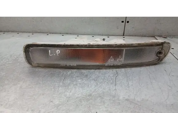 Mazda 323 F Front indicator light 