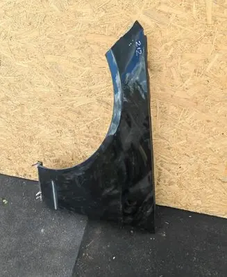 Mercedes-Benz E W212 Fender 