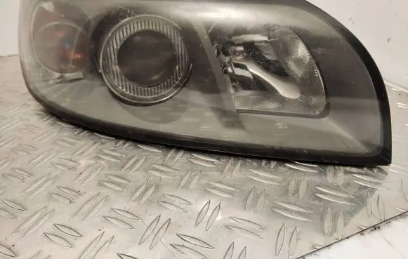 Volvo V50 Headlight/headlamp 30698886 0301298201