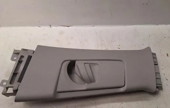 Toyota Verso (B) pillar trim (top) 624200F010B0 624200F010
