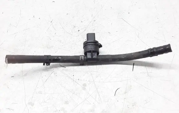 Audi A3 S3 8L Fuel temperature sensor 038906081B
