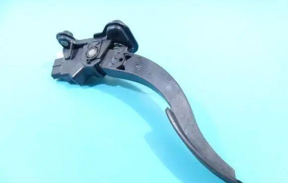 Mitsubishi Lancer VIII Accelerator throttle pedal MN101544 IMPRK1339700