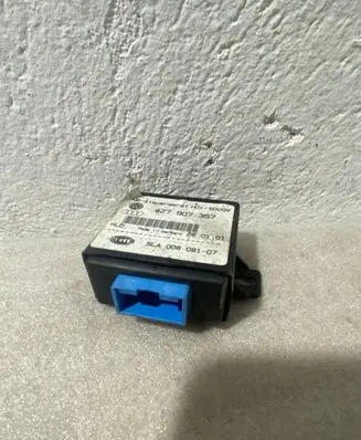 Volkswagen PASSAT B5.5 Light module LCM 4Z7907357 5LA00808107