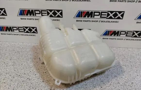 BMW 2 F45 Coolant expansion tank/reservoir 7617362