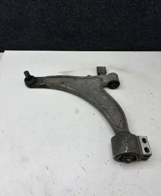 Opel Insignia A Front lower control arm/wishbone
