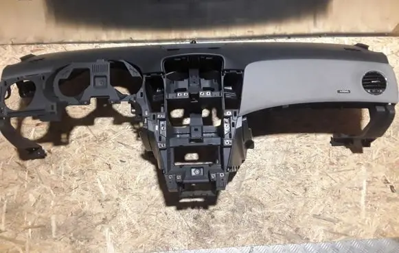 Chevrolet Cruze Dashboard 12846110 P01886548 9593758