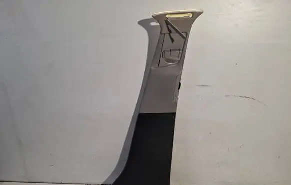Volvo V60 (B) pillar trim (bottom) 31307139 31307481