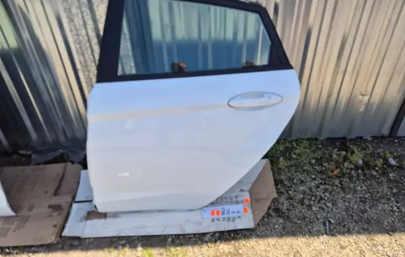 Ford Fiesta Rear door 