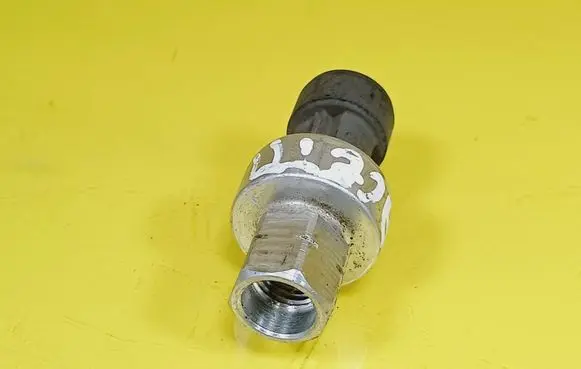 Chevrolet Rezzo Air conditioning (A/C) pressure sensor 2CP452