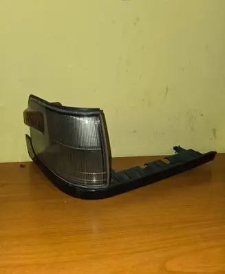 Mitsubishi L300, Cosmos Front indicator light 12037615