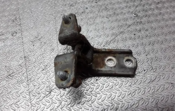Mitsubishi Grandis Front door lower hinge 